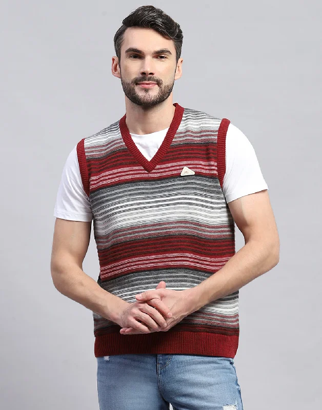 Men Red Stripe V Neck Sleeveless Sweater