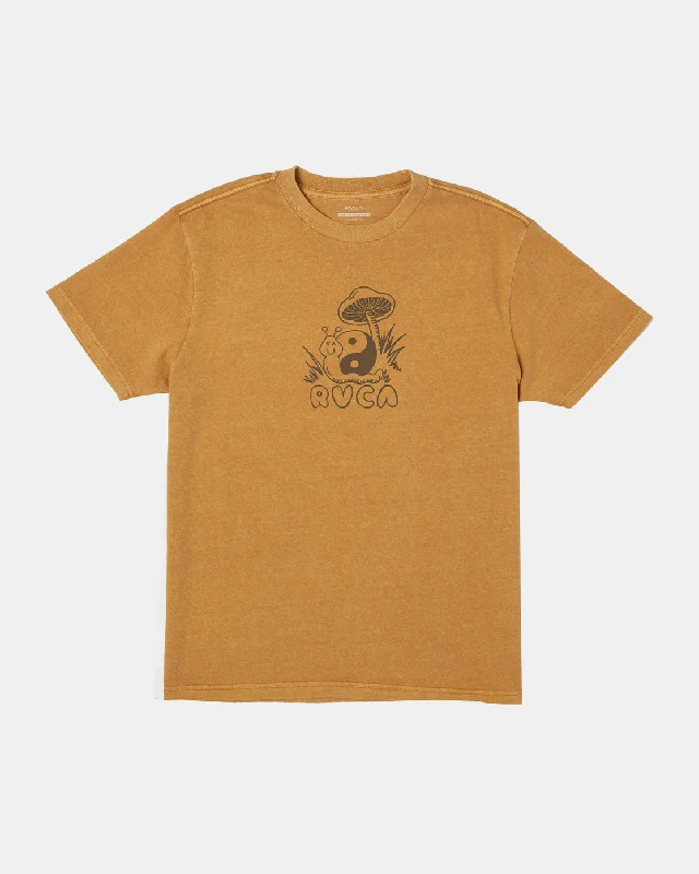 Trippy Snail Tee - Apple Cinnamon