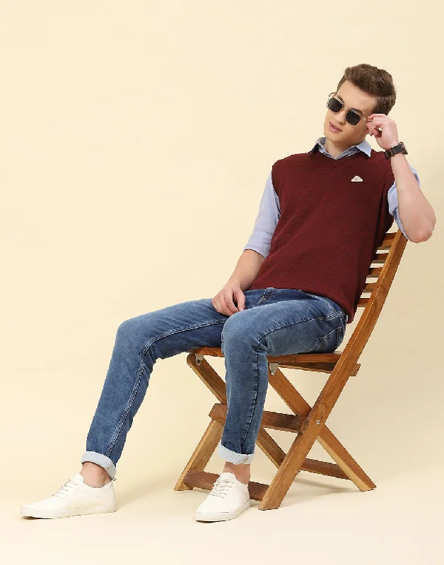 Men Maroon Solid V Neck Sleeveless Sweater