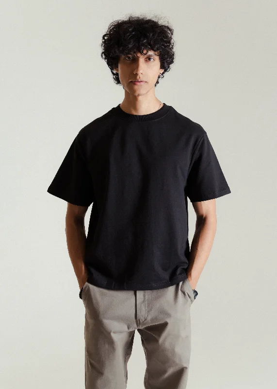 Black — Heavy Weight Cropped (Box Fit) T-shirt